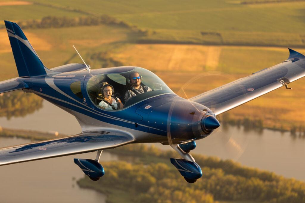 Single-engine piston aircraft on the ramp, framed as an investment-grade asset
